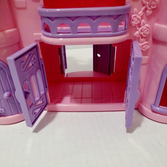 VeggieTales Princess Castle Pink Incomplete As Is - Picture 6 of 13